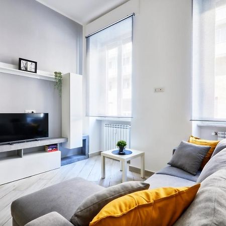 Centrale Elyon Apartment Милано Екстериор снимка