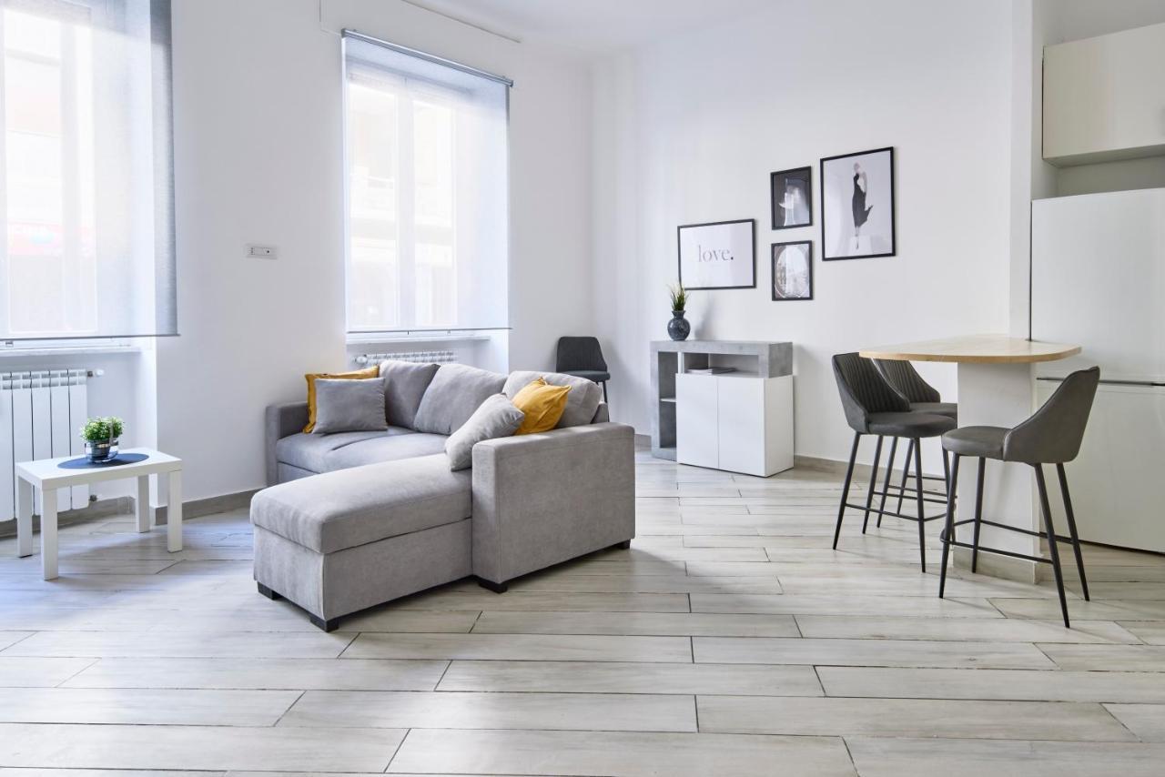 Centrale Elyon Apartment Милано Екстериор снимка